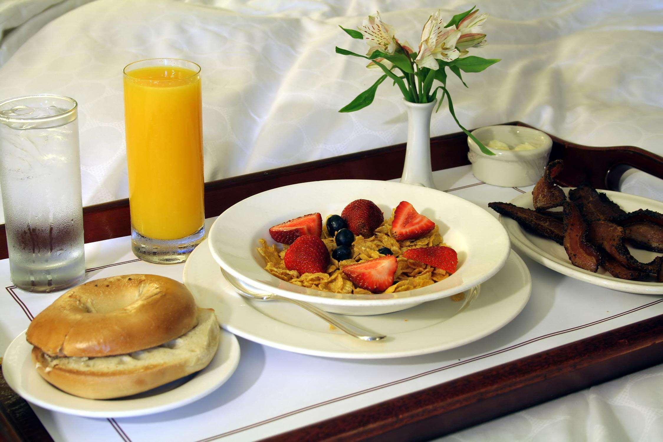Doubletree By Hilton Atlantic Beach Oceanfront Экстерьер фото