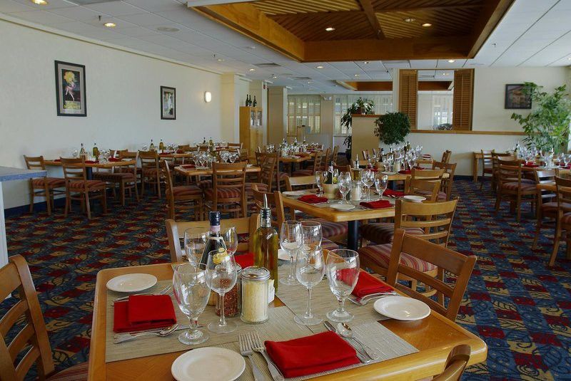 Doubletree By Hilton Atlantic Beach Oceanfront Ресторан фото